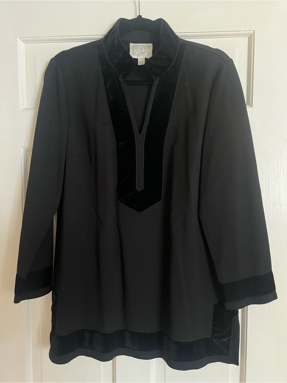 Sail to Sable Black Velvet-Trim V-Neck Tunic